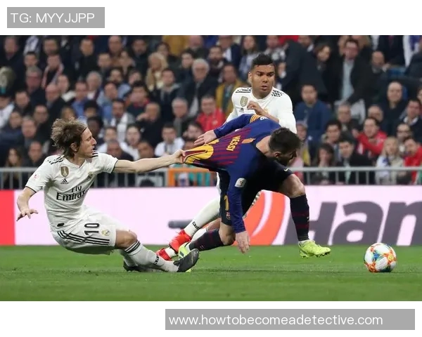 马德里队与巴塞罗那的巅峰对决谁将赢得西班牙足球的荣耀