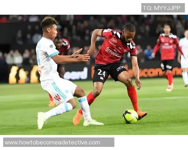 索肖迎战圣旺红星争夺法乙联赛关键三分的激烈对决