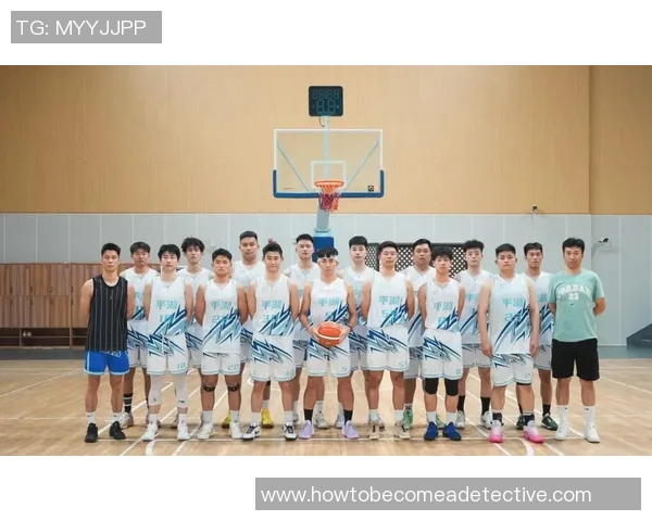 新疆队与上海久事的激烈对决谁能在赛场上笑到最后